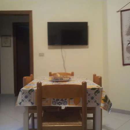 Gemuetliche In Borgo-sanzio Mit Privatparkplatz By Interhome Apartman Catania